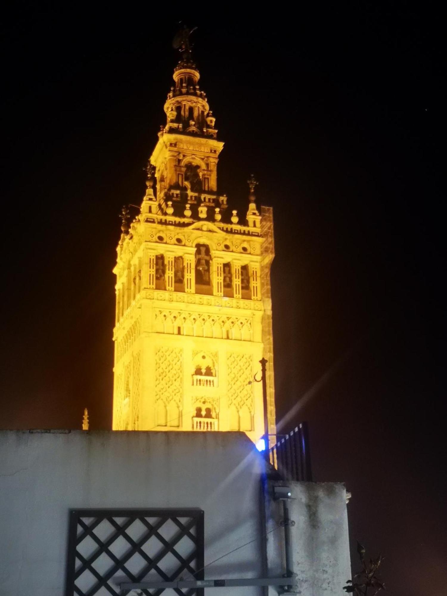 Appartement Duplex Luxury Giralda With Terrace à Séville Extérieur photo